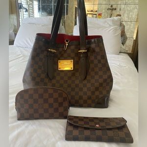 Louis Vuitton bag with wallet and makeup case